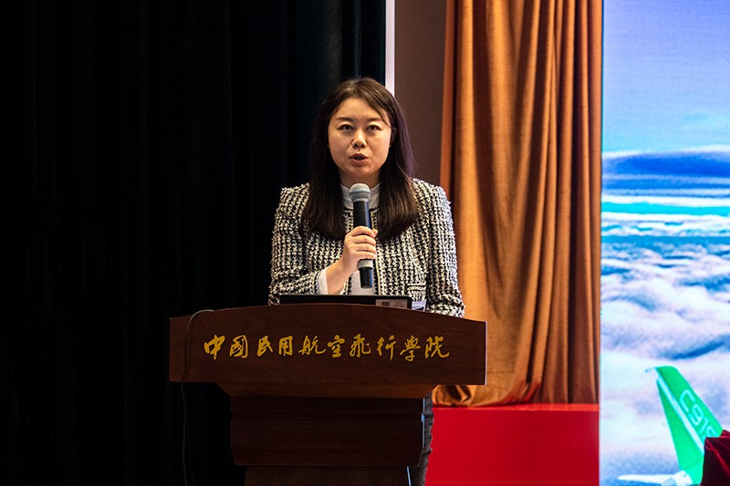 20240108氣象大會董丹蒙副秘書長宣布成立20羅心若.jpg